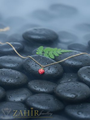 Нежна висулка ягодка 1 см, материал стомана на тънка класическа верижка от позлатена стомана в 3 размера  - K2375